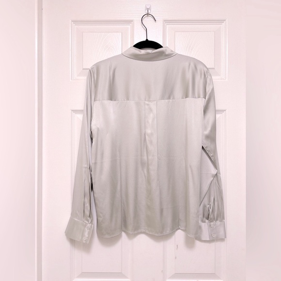 NWT Eileen Fisher Stretch Silk Charmeuse Classic Collar Shirt in Chalk - Picture 9 of 11